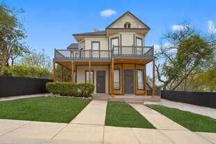 Nopal House in San Antonio, TX - Building Photo