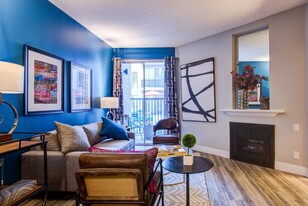 Urbanlux Fleur Apartments