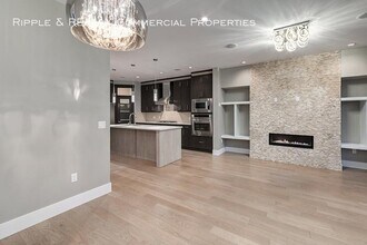 2117-2151 51 Ave SW in Calgary, AB - Building Photo - Building Photo
