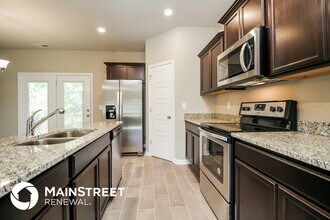 109 Lyndhurst Dr in La Vergne, TN - Building Photo - Building Photo