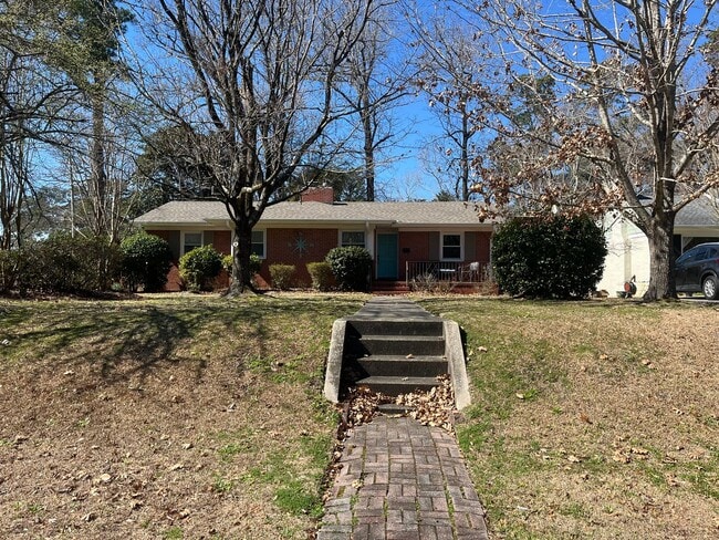 210 Wayne Dr in Wilmington, NC - Building Photo - Building Photo