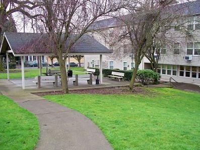 Z_Caritas Plaza in Portland, OR - Building Photo