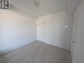 1 Quarrington Lane in North York, ON - Building Photo - Building Photo