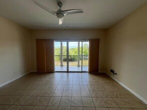 1147 N Bayshore Dr in Valparaiso, FL - Building Photo - Building Photo