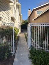 59 Bridgeport in Irvine, CA - Building Photo - Building Photo