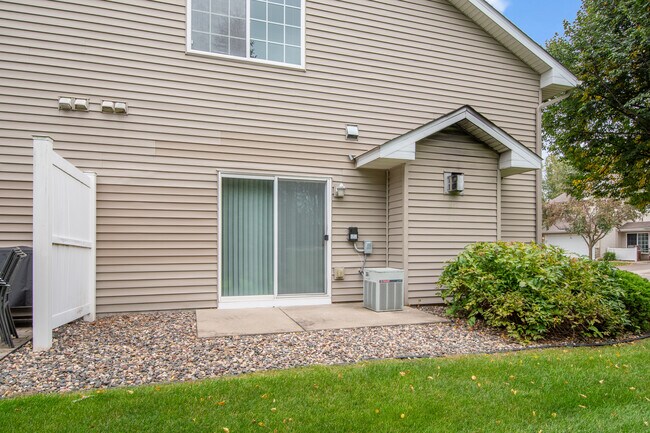 20617 Erin Way in Farmington, MN - Building Photo - Building Photo