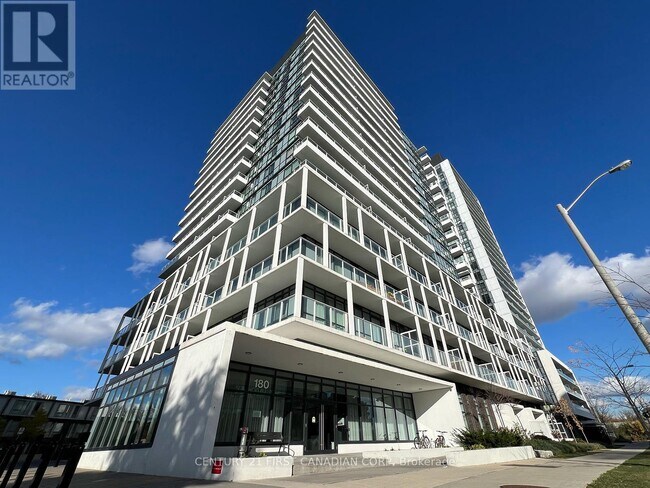 180 Fairview Mall Dr in Toronto, ON - Building Photo - Building Photo