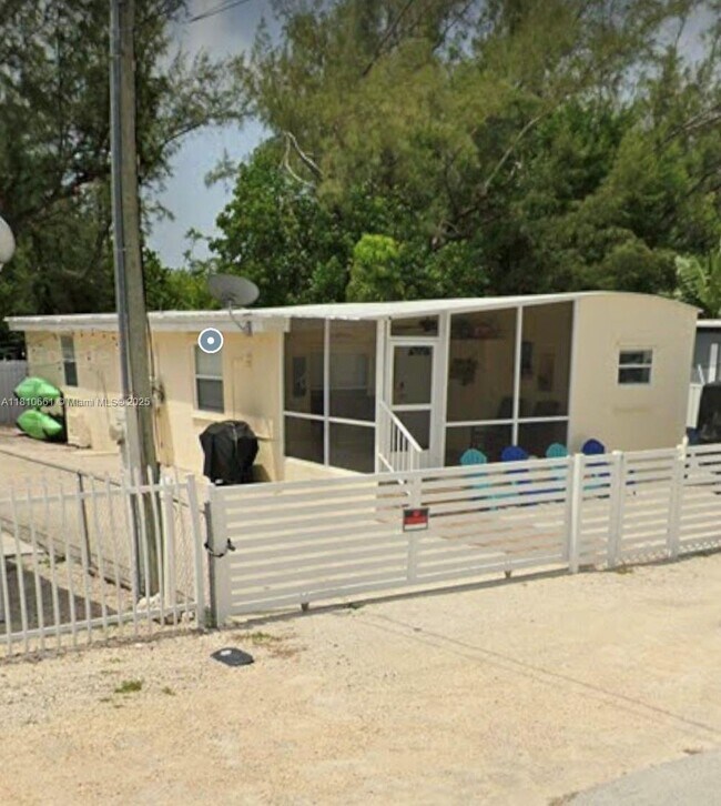 property at 202 Buttonwood Ave