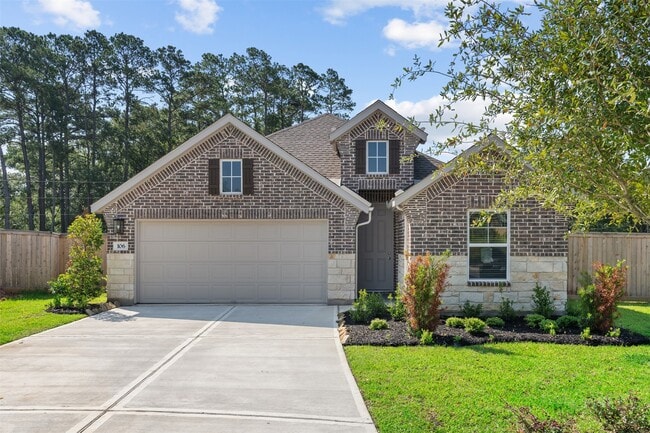 106 Violet Carson Ct in Willis, TX - Building Photo - Building Photo