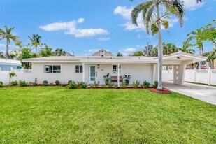 620 Las Palmas Park in Boynton Beach, FL - Building Photo