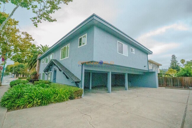 414 Bancroft Ave in San Leandro, CA - Building Photo - Building Photo