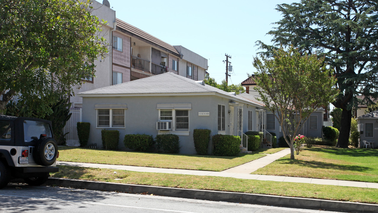 1160-1164 Alameda Ave in Glendale, CA - Foto de edificio