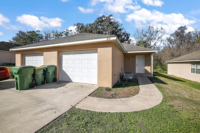 property at 517 Paulling Dr