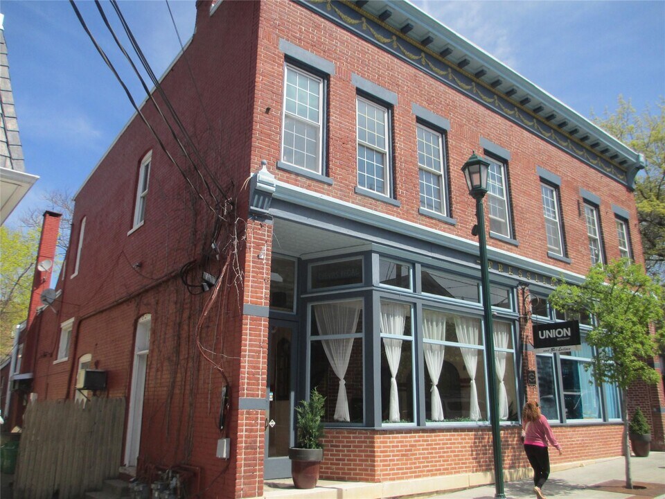 22 New Main St in Haverstraw, NY - Building Photo
