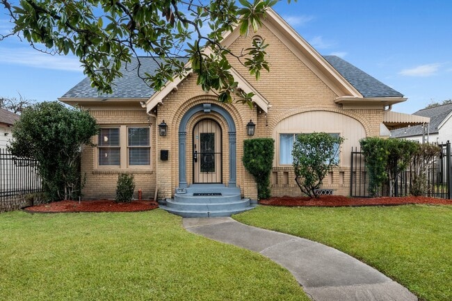 2819 Wheeler Ave in Houston, TX - Building Photo - Building Photo