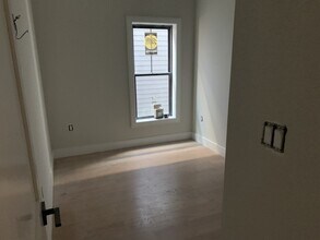 292 Princeton St, Unit 2 in Boston, MA - Building Photo - Building Photo