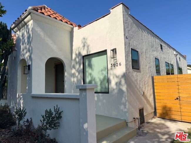 property at 3026 Farmdale Ave