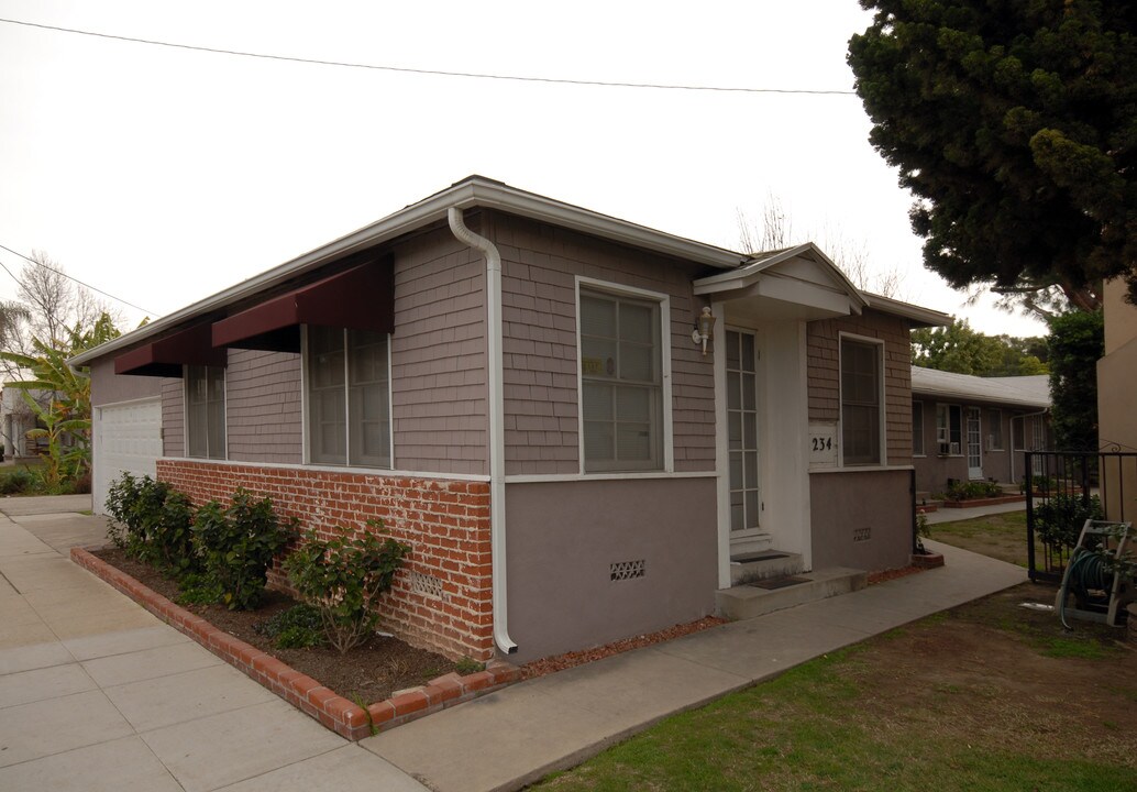 234 Obispo Ave in Long Beach, CA - Building Photo