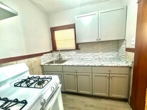 4055 Tholozan Ave in St. Louis, MO - Building Photo - Building Photo