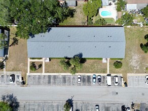 2348 Shelley St in Clearwater, FL - Foto de edificio - Building Photo