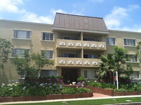 1819 Parnell Ave in Los Angeles, CA - Foto de edificio