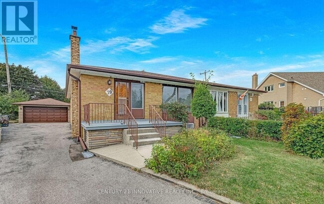 79 Combermere Dr
