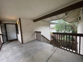 2416 Shadow Ln in Antioch, CA - Building Photo