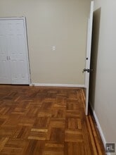 MELVILLE STREET in Bronx, NY - Building Photo - Building Photo