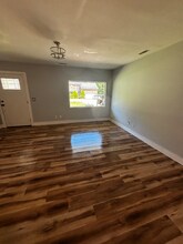 1226 State Rd S-8-806 in Moncks Corner, SC - Building Photo - Building Photo