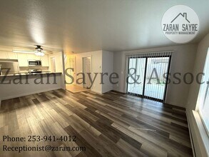 33009-33011 22nd Pl S in Federal Way, WA - Building Photo - Building Photo