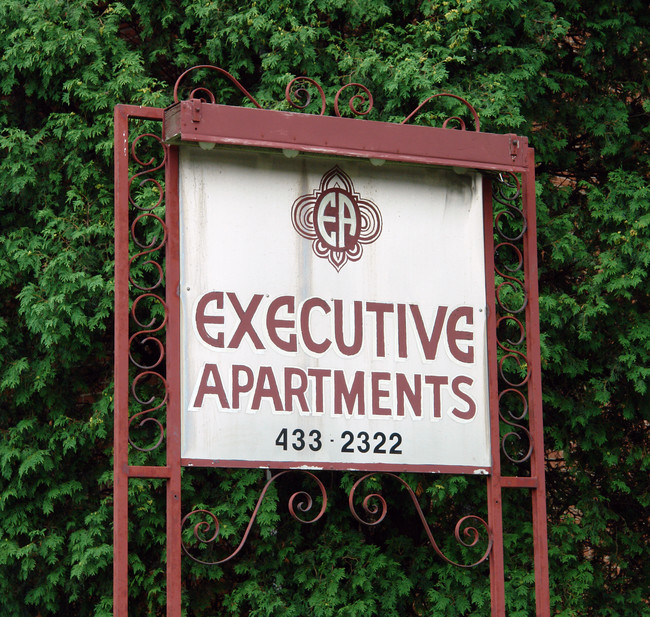 Executive Apartments in Allentown, PA - Foto de edificio - Building Photo