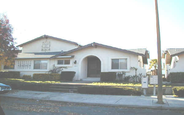 5867 El Zuparko Dr in San Jose, CA - Foto de edificio - Building Photo