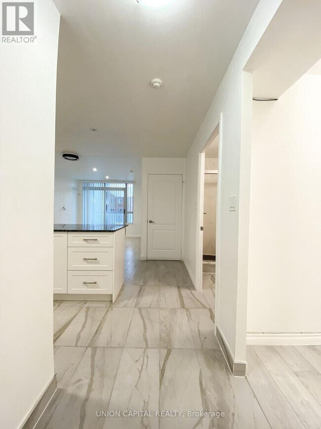 4600 Steeles Ave E in Toronto, ON - Building Photo - Building Photo