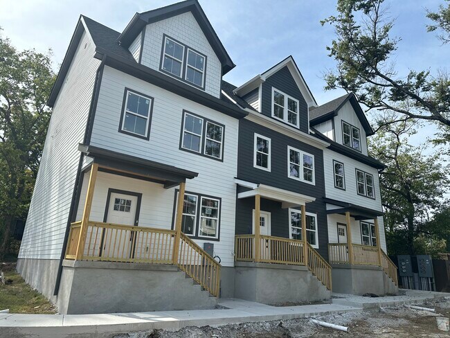 200 Raymond St in Nashville, TN - Building Photo - Building Photo
