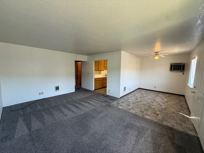 property at 214-214 Sunny Ln