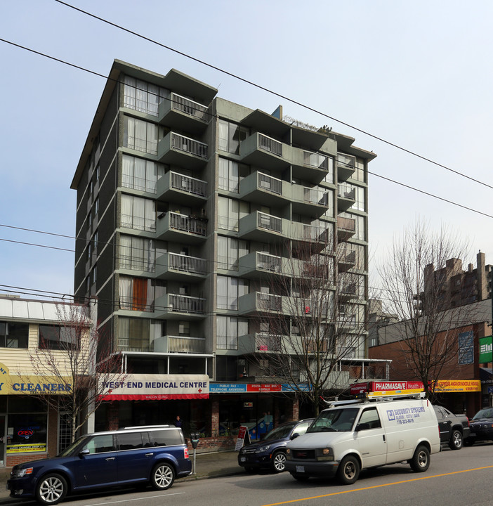 1749-1755 Robson St in Vancouver, BC - Building Photo