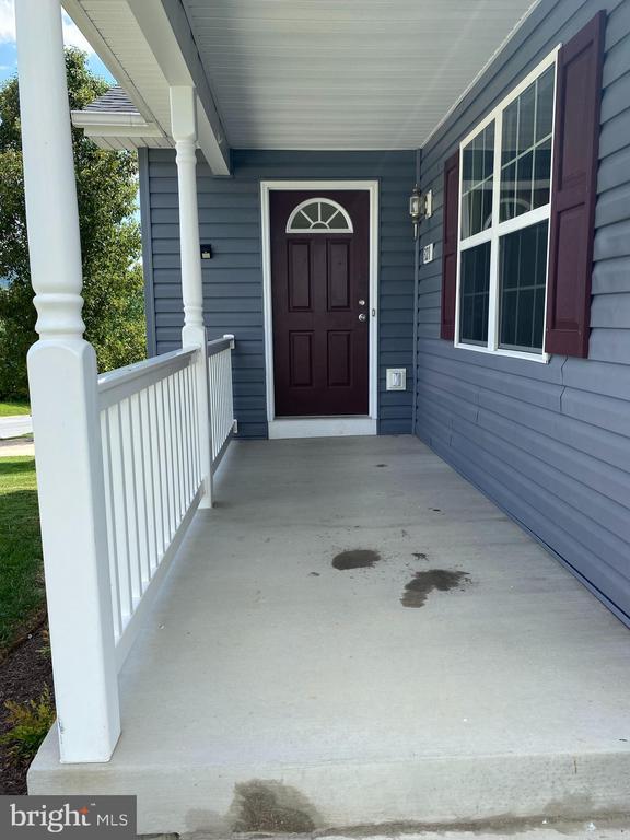 321 Stickley St in Strasburg, VA - Building Photo - Building Photo