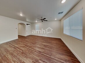 83 Foxridge Swings Ln in Henderson, NV - Building Photo - Building Photo