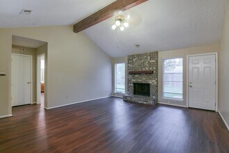 16959 Nicole Ln in Houston, TX - Building Photo - Building Photo