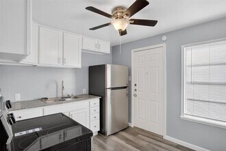 4721 Tremont St in Dallas, TX - Building Photo - Building Photo