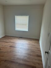 5 Pond St, Unit 5 pond st in Ashland, MA - Foto de edificio - Building Photo
