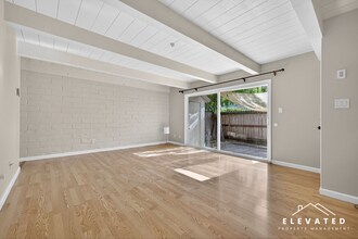 111 Avram Ave in Rohnert Park, CA - Building Photo - Building Photo