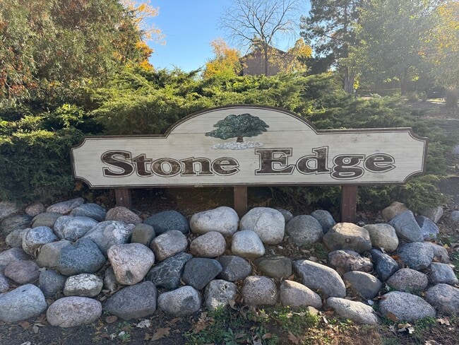 Stone Edge Apartments