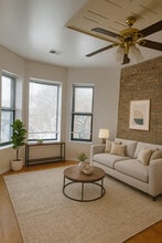 4053 S Calumet Ave in Chicago, IL - Building Photo - Building Photo