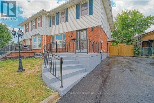 property at 20 Ardglen Dr