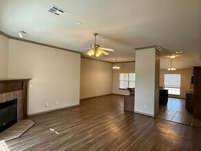 2145 Scissortail Landing Dr in Edmond, OK - Building Photo - Building Photo