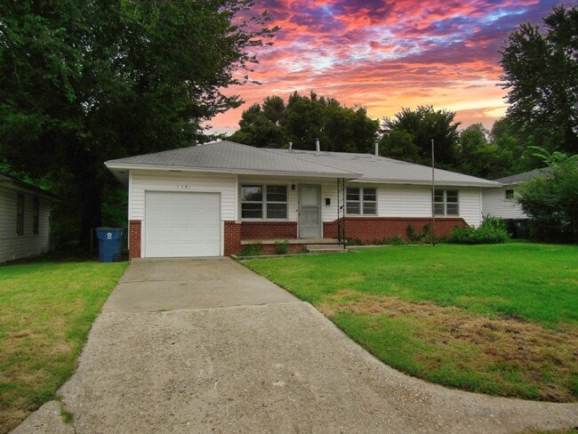 property at 1101 Sycamore Dr