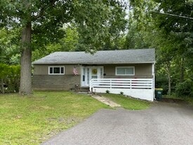 90 Old State Rd, Unit 2 in Binghamton, NY - Building Photo