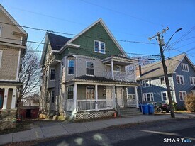 268 Pine St in Waterbury, CT - Building Photo