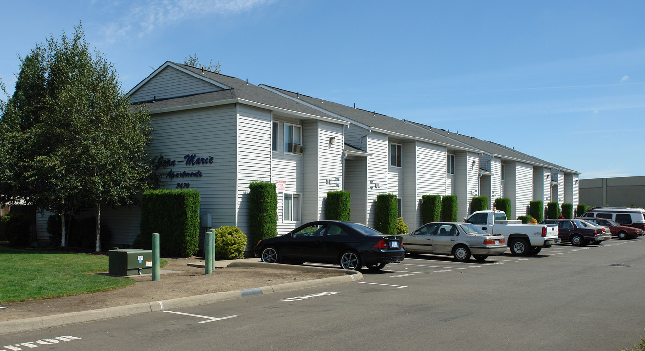 Anne Marie Apartments in Salem, OR - Building Photo